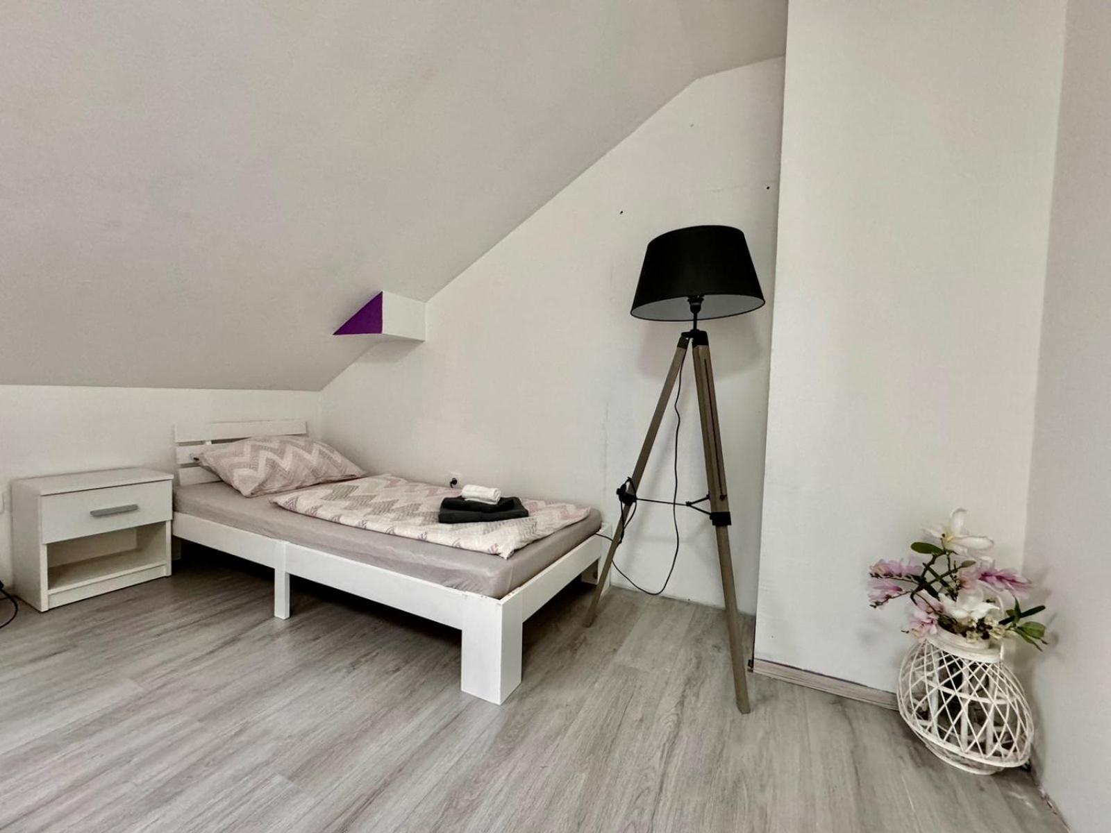 Aria Apartment Mosnje ภายนอก รูปภาพ
